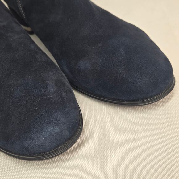 VanEli Aksa Chelsea Boot 8.5M Suede Navy Dark Blue Scalloped Studded Low Booties - Picture 9 of 12